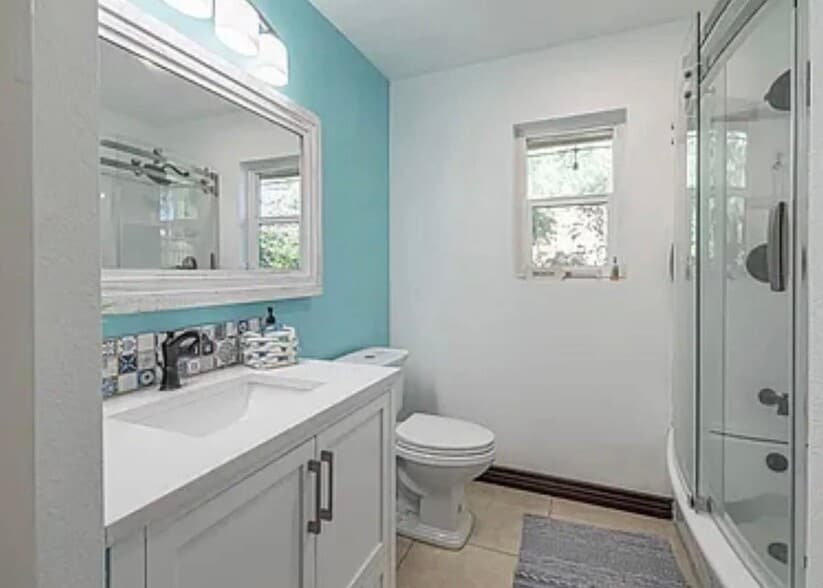 Building Photo - 33656 Tradepost Rd