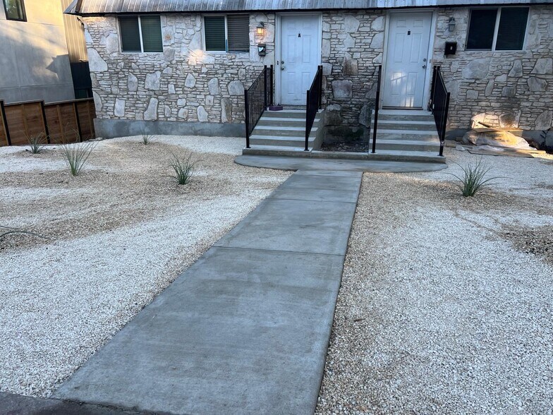 Primary Photo - 3305 Clawson Rd