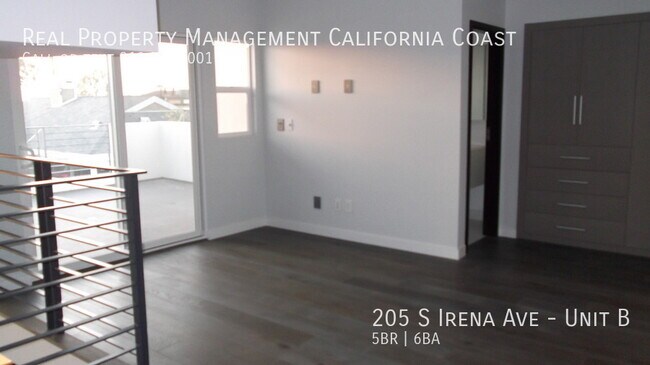 Building Photo - 205 S Irena Ave