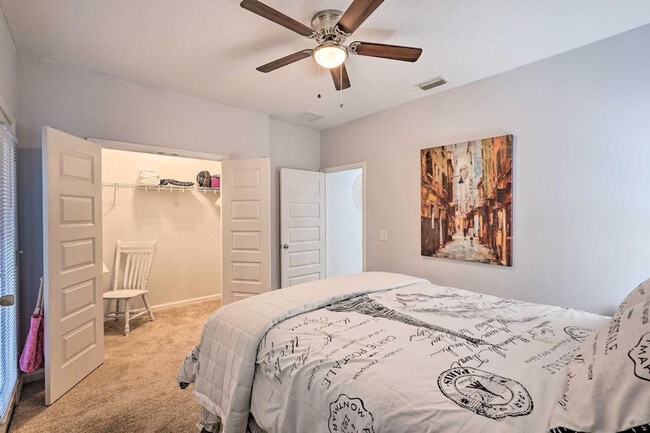 Building Photo - 3723 Tiki Dr