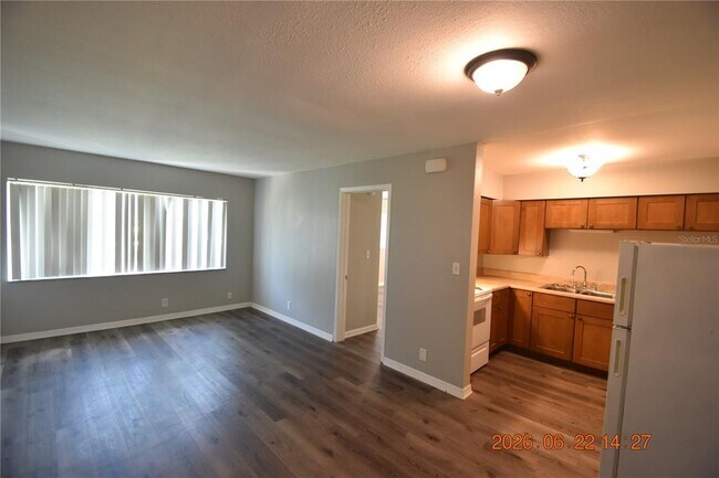 Building Photo - 304 Danube Ave