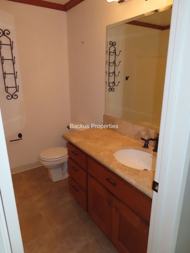 Building Photo - 530 Pheasant Ridge Rd