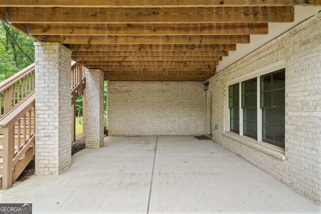 Building Photo - 2045 Kent Ct