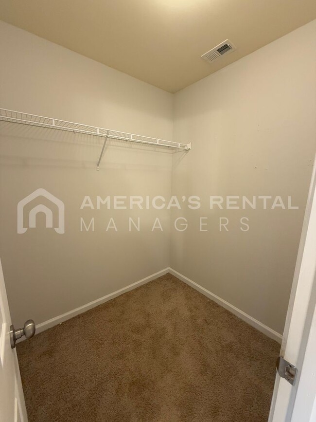 Building Photo - Home Available For Rent in Odenville - AVA...