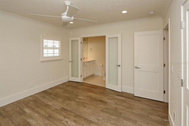 Building Photo - 4307 W Roland St