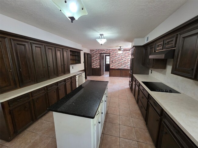 Building Photo - 18 Mayfair Grove Ct
