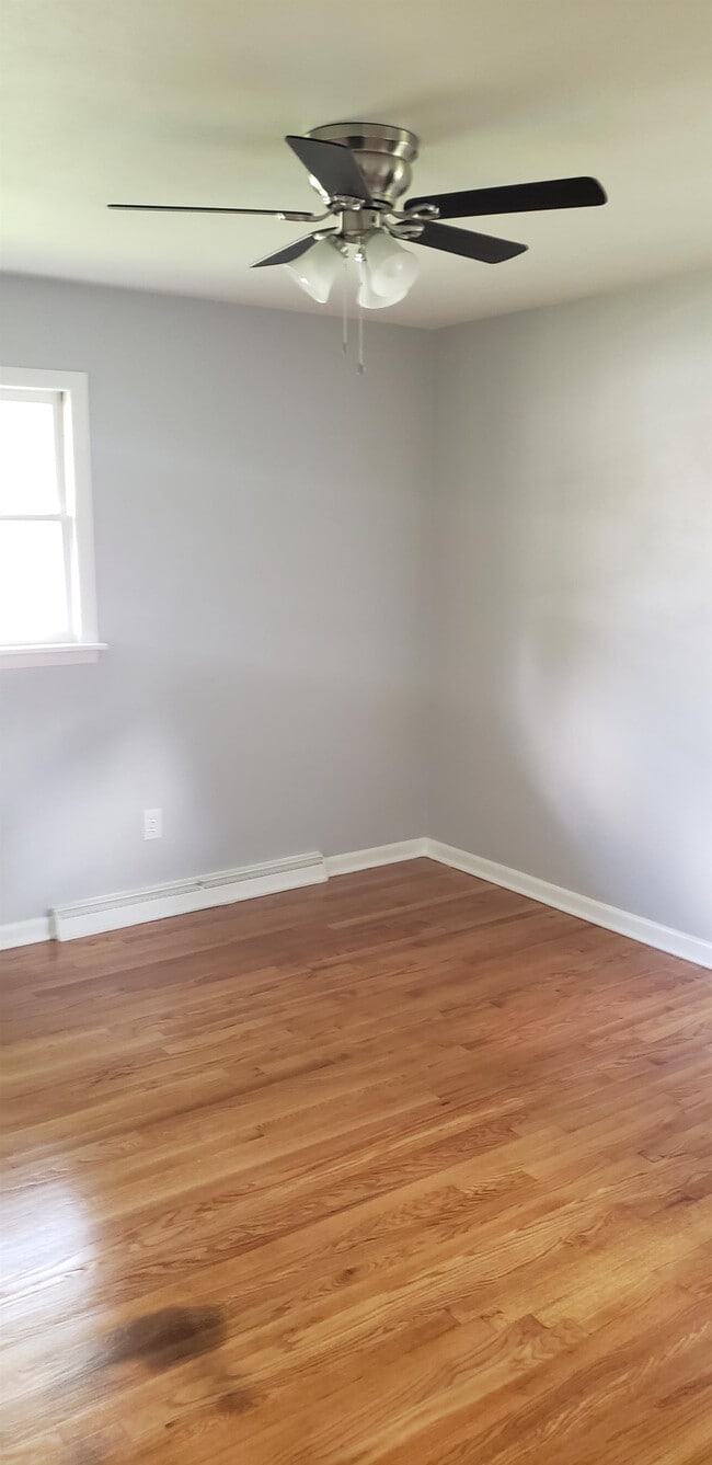Building Photo - 3424 Schalck Dr