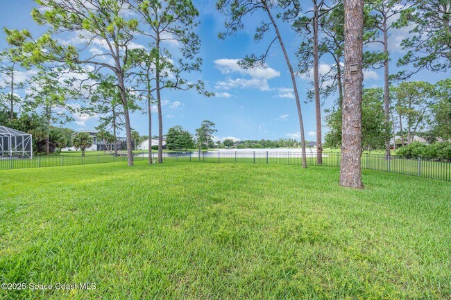 Building Photo - 3897 Peacock Dr