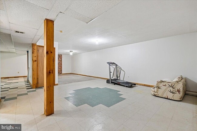 Building Photo - 13245 Croom Rd