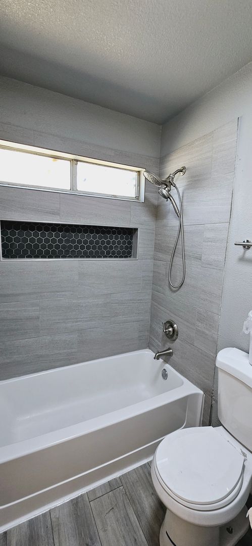 Building Photo - Charming 3 bedroom, 2 bath home in East El Paso!