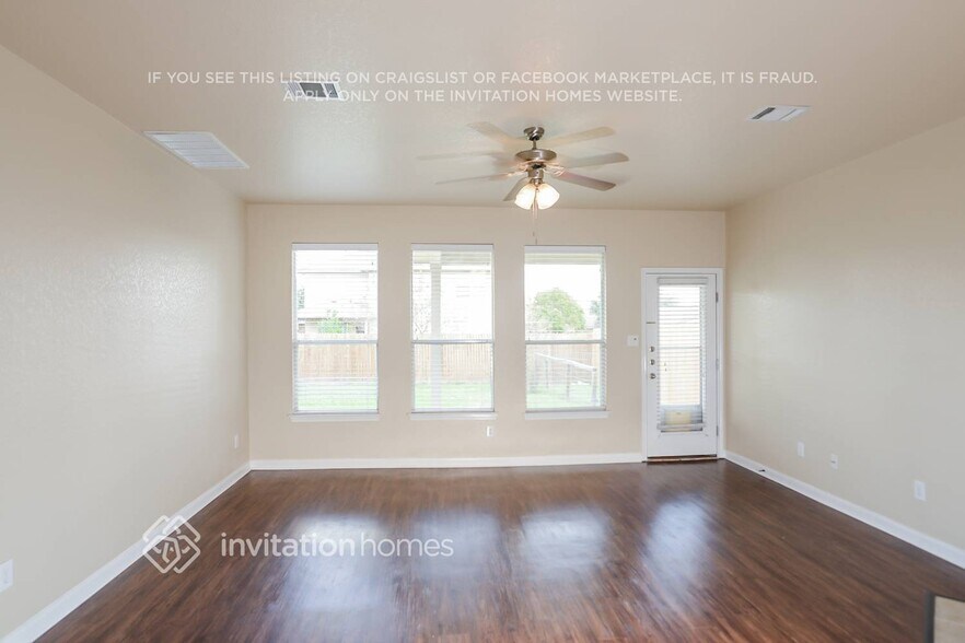 Building Photo - 8410 Western Way