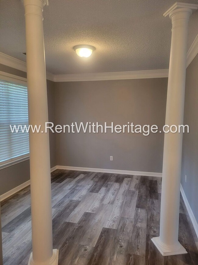 Building Photo - GORGEOUS HOME IN POPULAR HIGHLANDS AT CREE...