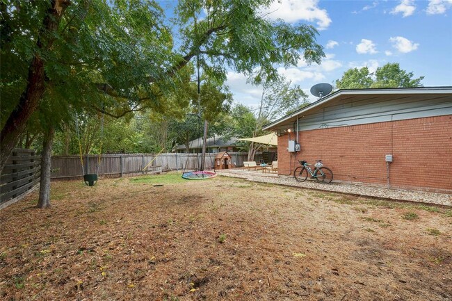 Building Photo - 1500 Northridge Dr