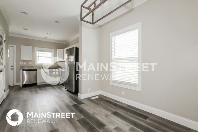 Building Photo - 3121 4th Ave S