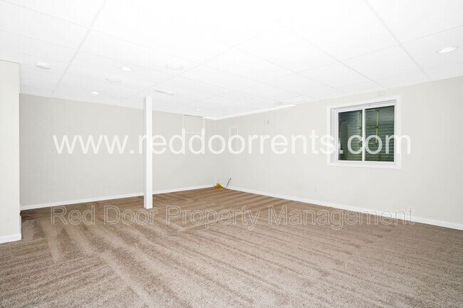 Building Photo - 7737 Solomon Dr