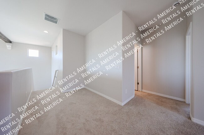 Building Photo - 11128 S 54th Ln