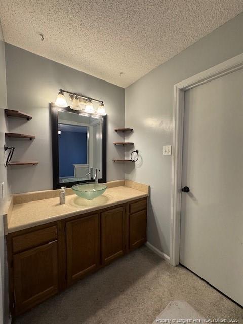 Building Photo - 7249 Pebblebrook Dr
