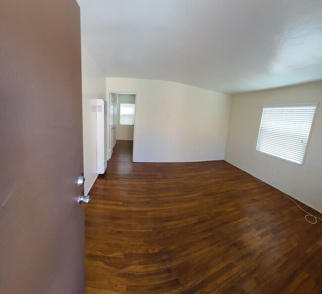 Building Photo - Cozy 1 BR Casitas in Golden Hill - Close t...