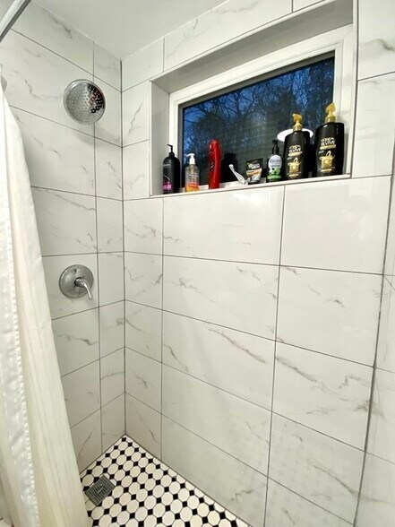 Building Photo - 1 Torpie St