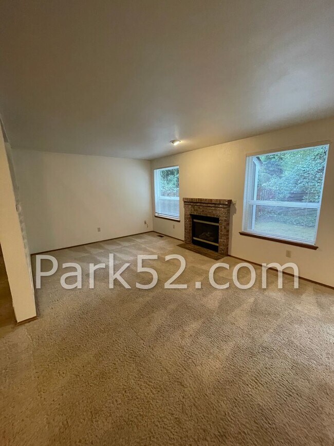 Building Photo - 14309 44th Ave Ct NW
