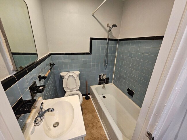 Building Photo - 4729 Leiper St