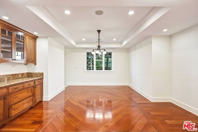 Building Photo - 1633 Voorhees Ave
