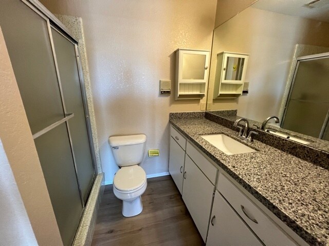 Building Photo - 2155 S 14th Ave