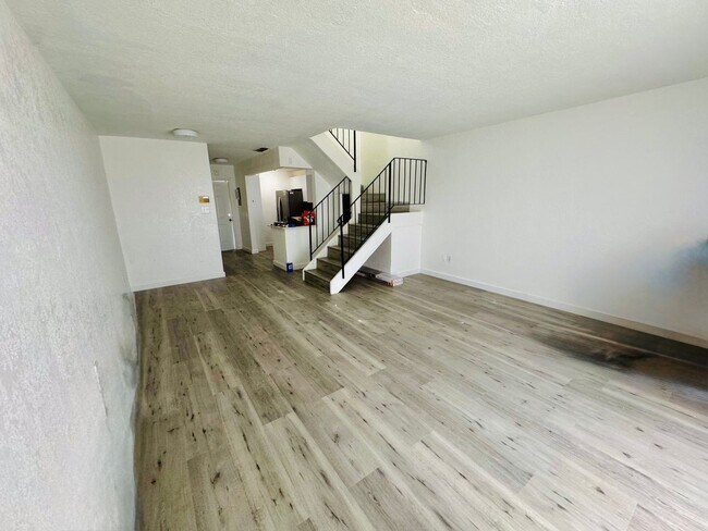 Building Photo - AVAILABLE 8/1/26 For Rent 2BD/2.5BA FULLY RENOVATED Unit- $2,400