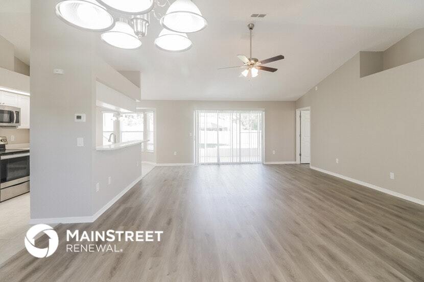 Building Photo - 8358 Natoma St