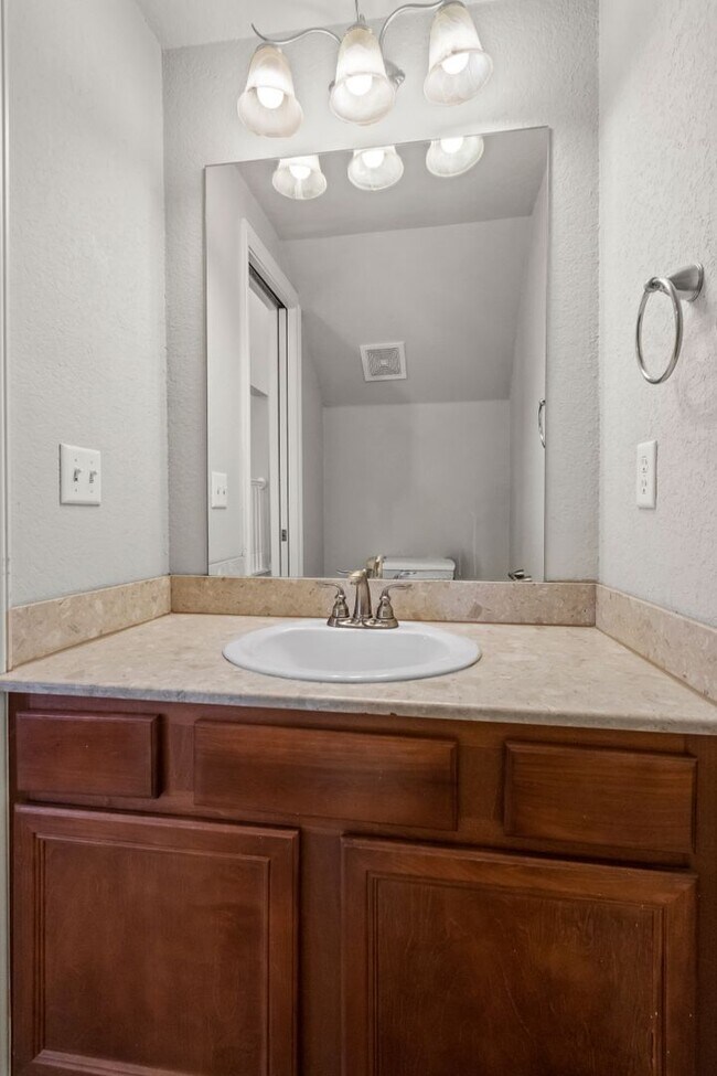 Building Photo - Beautiful Two-Story House.