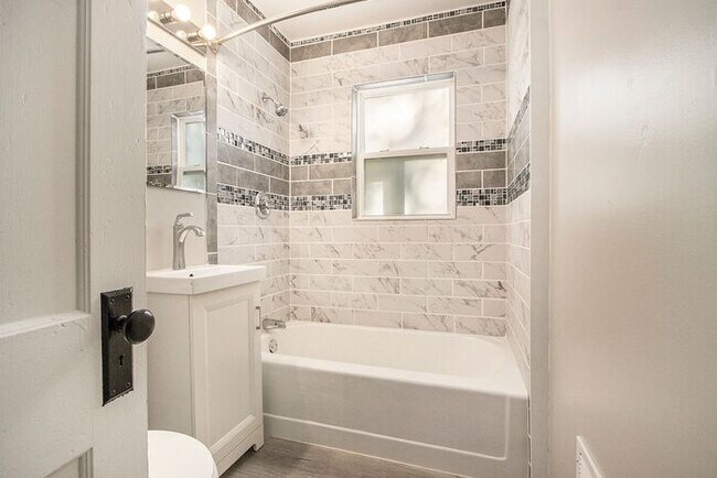 Building Photo - Newly Remodeled 2bed 1 bath home in Parchment! Ask about our Deposit Free Leasing!!