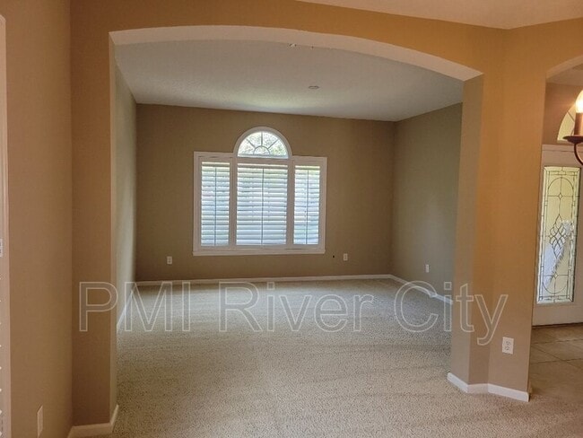 Building Photo - 14283 Big Spring St