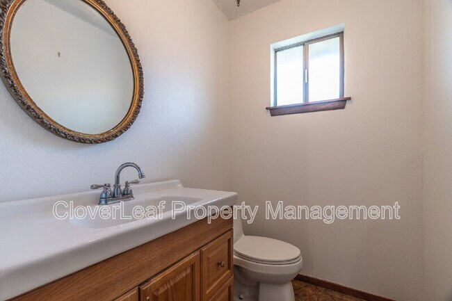 Building Photo - 3503 Clearfield Dr
