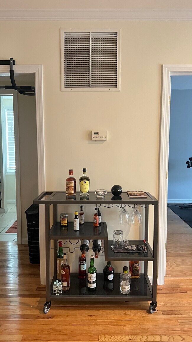 Building Photo - 26 Wachusett St