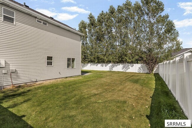 Building Photo - 1150 Hammerstone Dr