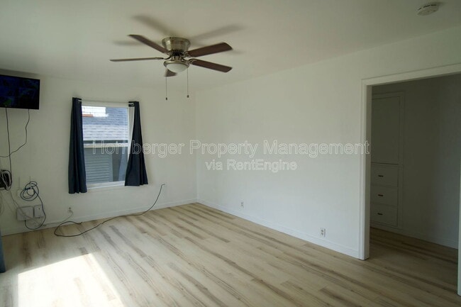 Building Photo - 2816 E Everett Ave