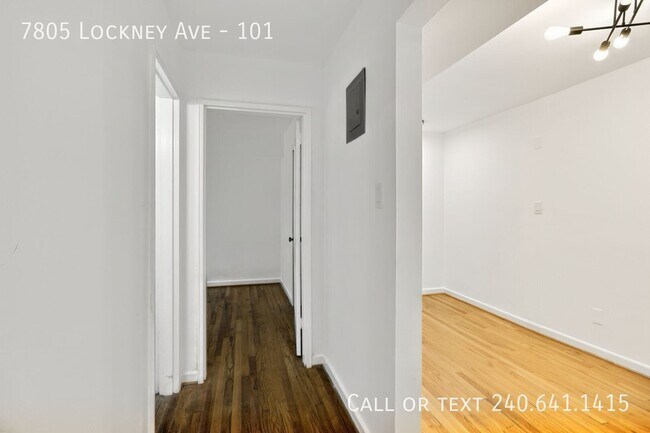 Building Photo - 7805 Lockney Ave