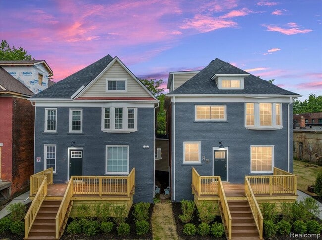 Building Photo - 95 E Euclid St