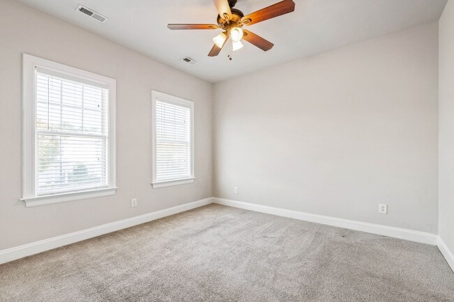 Building Photo - Charming and Move-In Ready 3BR Home | Prim...