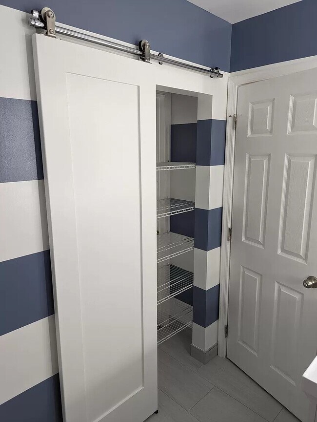 Building Photo - 5708 Governors Pond Cir