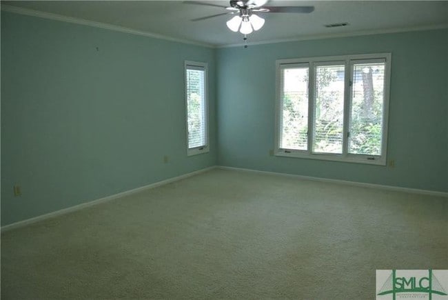 Building Photo - 6 Barnwell Ln