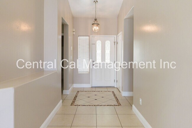 Building Photo - 12708 Beechfield Dr