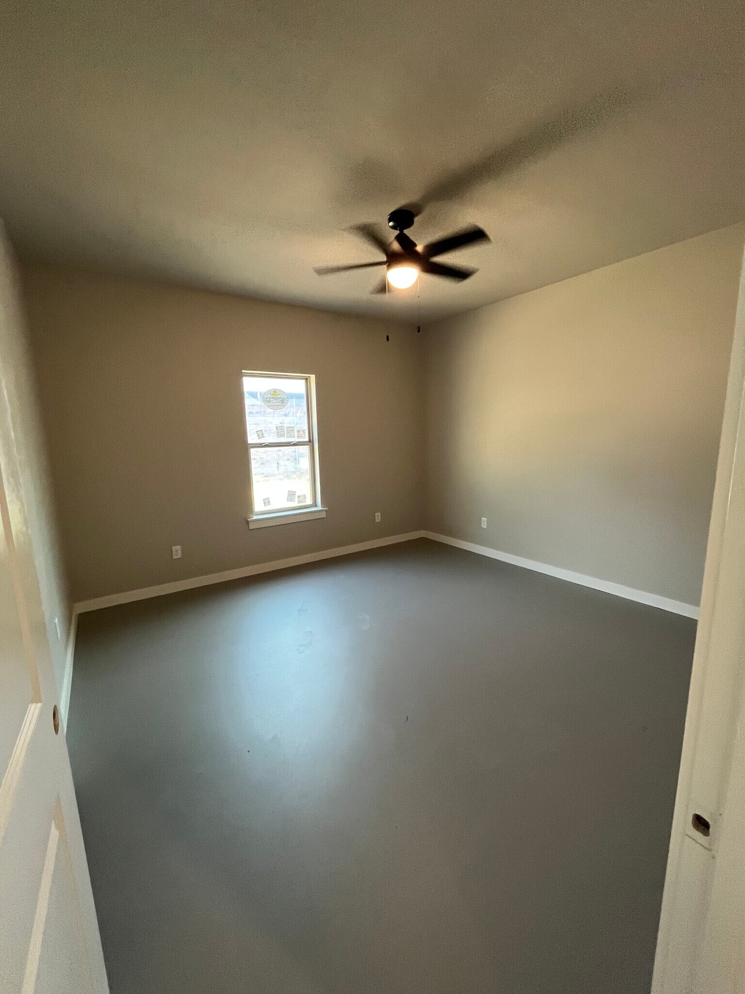 Building Photo - 11000 County Road 152 W