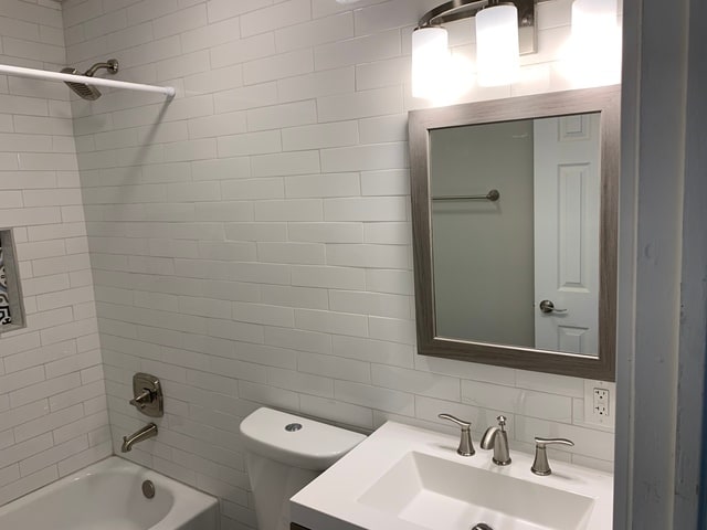 Building Photo - 21600 Olivia Ave