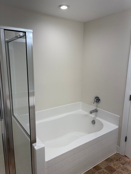 Building Photo - 2984 Sugarberry Ln