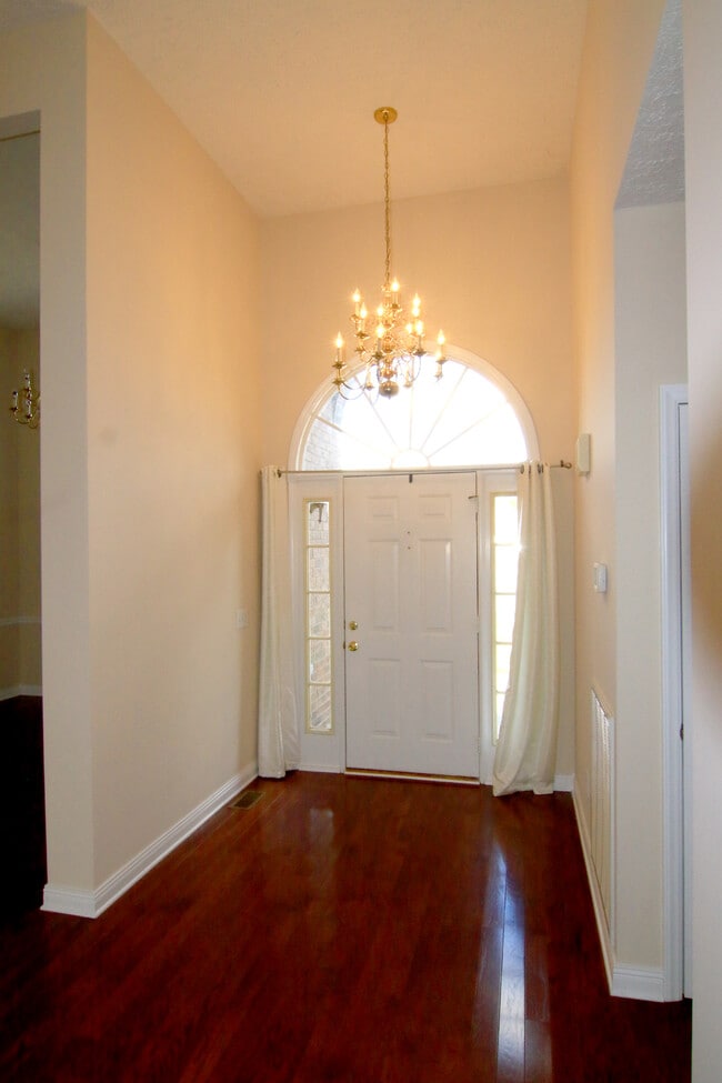 Building Photo - 2123 Moonlite Ct
