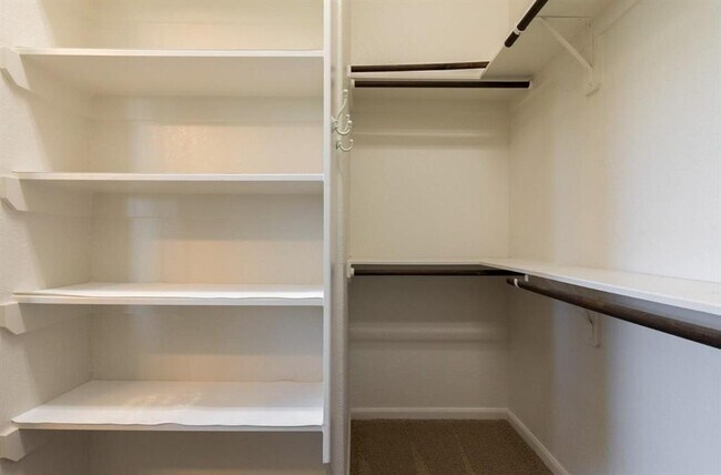 Building Photo - 26930 Harwood Heights Dr