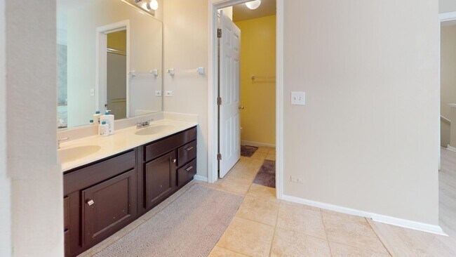 Building Photo - 2890 Ashling Ct