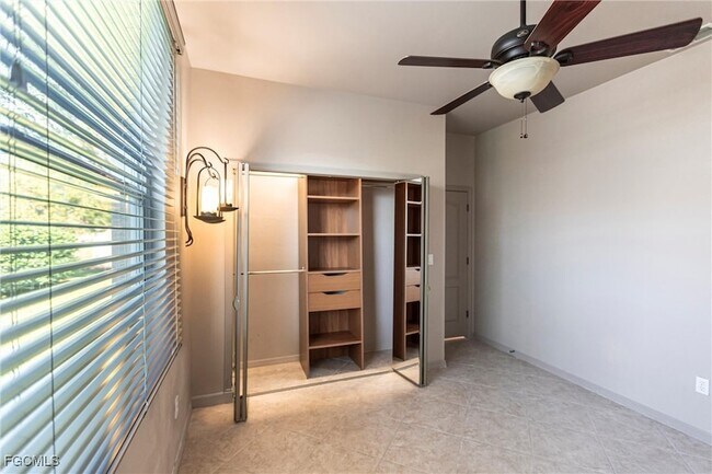 Building Photo - 8361 Trentwood Ct