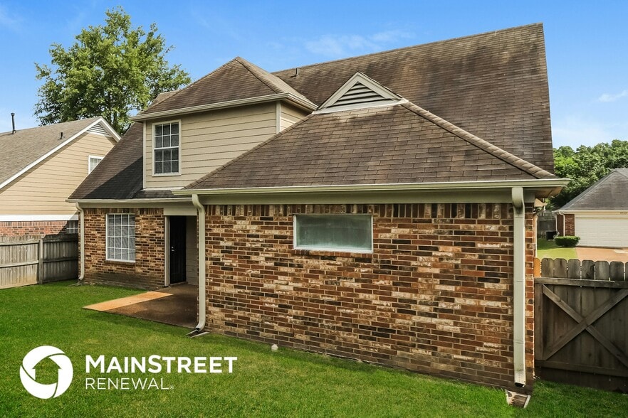 Building Photo - 9762 Misty Pine Dr